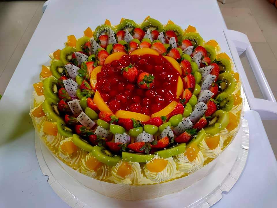 Fruit Birthday Cake - Custom Cake Design-sonthuy.vn